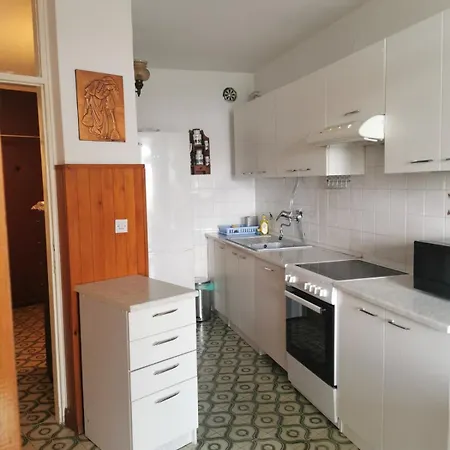 Stan Apartment *